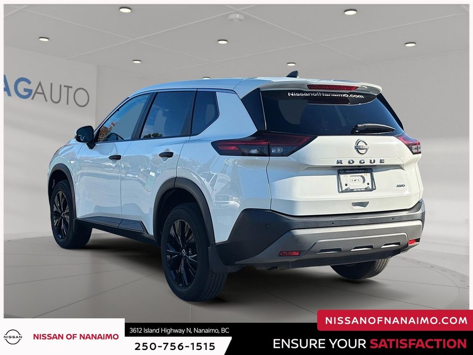2022 Nissan Rogue S-8