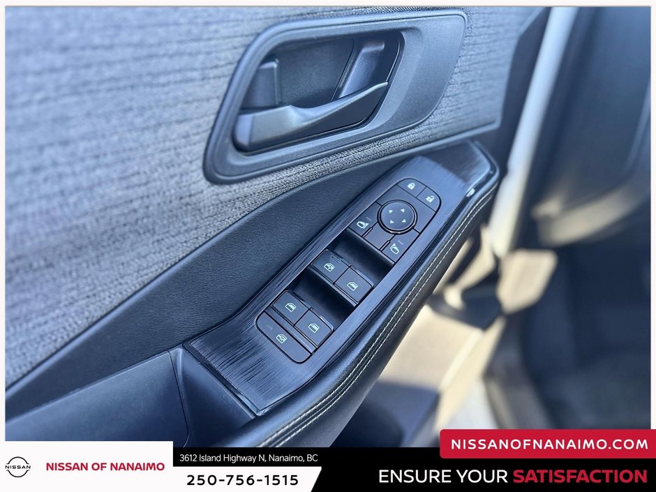 2022 Nissan Rogue S-23