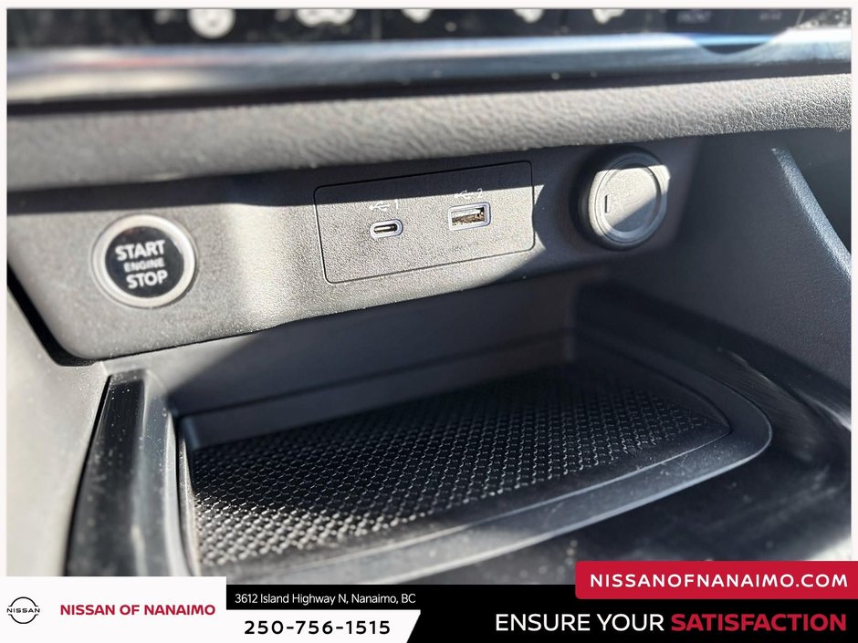 2022 Nissan Rogue S-29