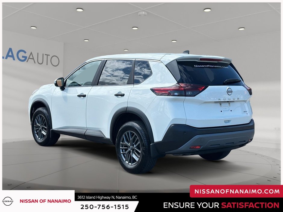2023 Nissan Rogue S-8