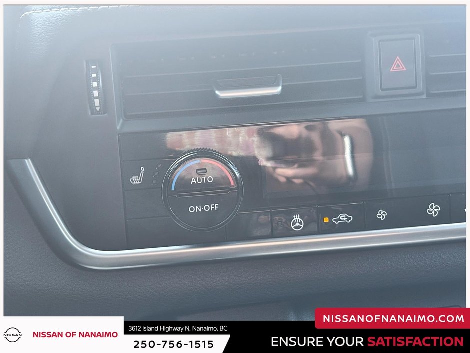 2023 Nissan Rogue S-15
