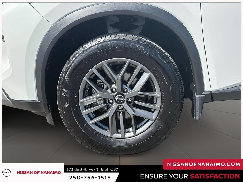 2023 Nissan Rogue S-29