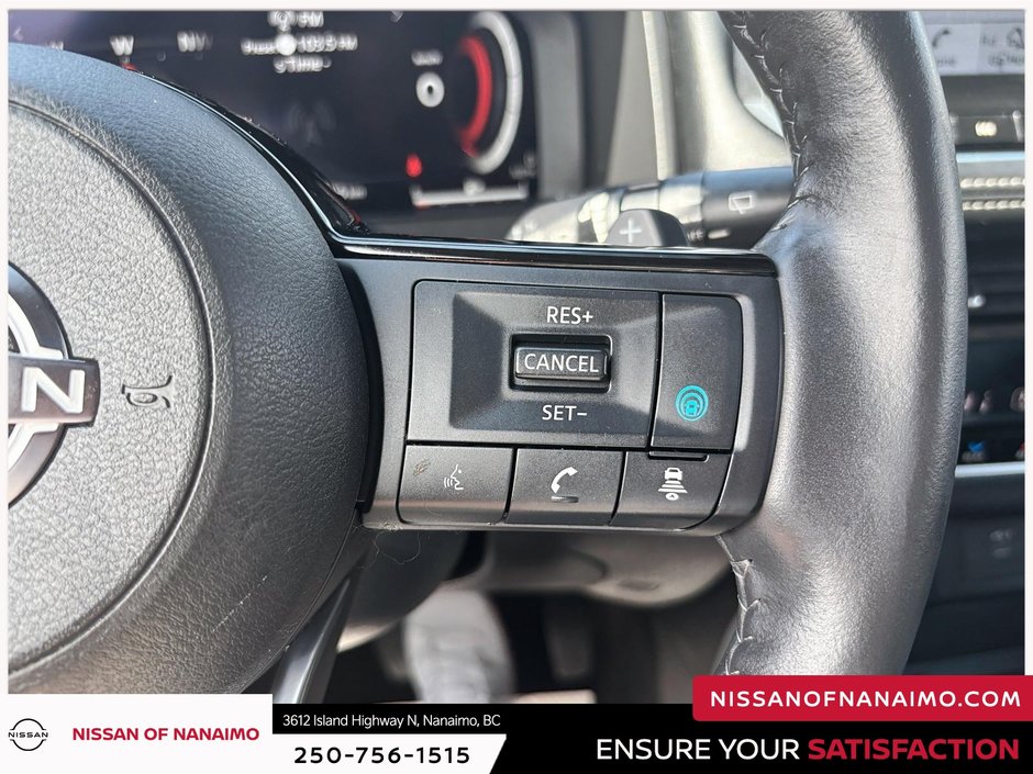 2023 Nissan Rogue Platinum-36