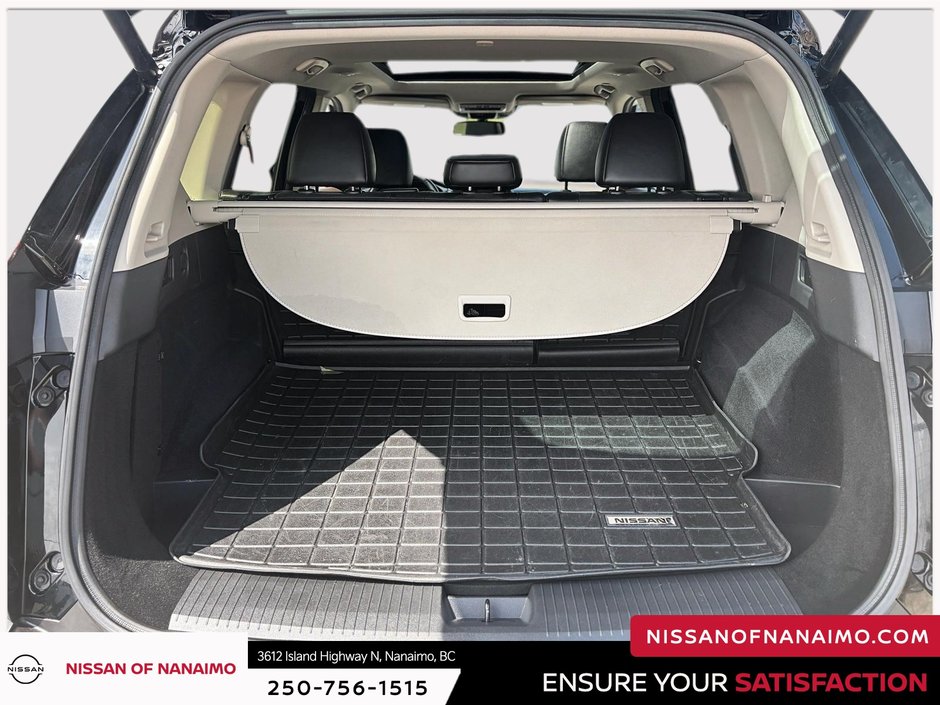 2023 Nissan Rogue Platinum-9