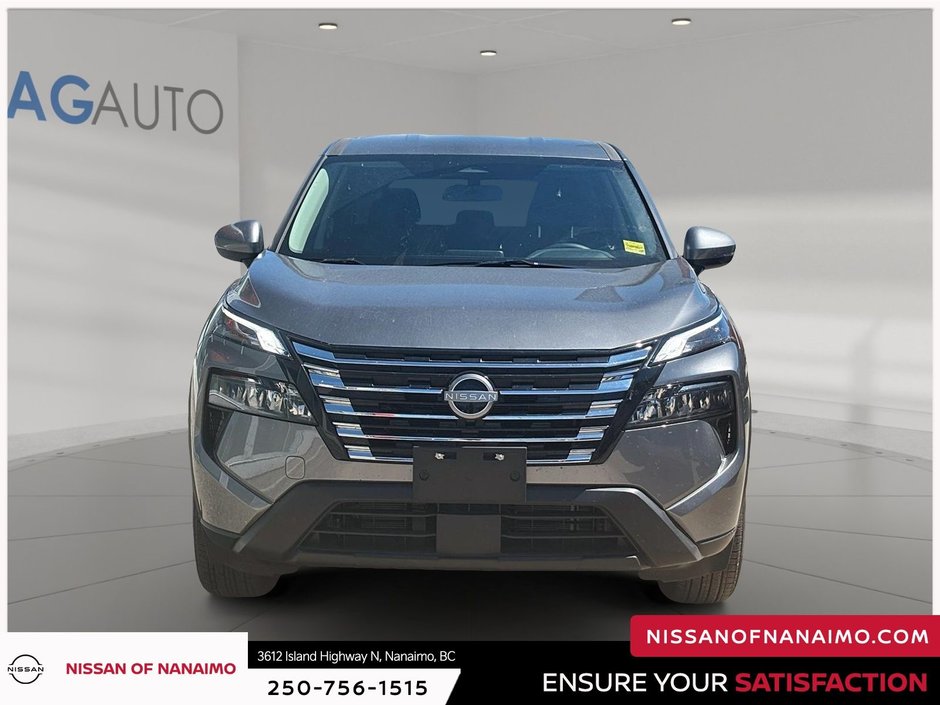 2023 Nissan Rogue S-1