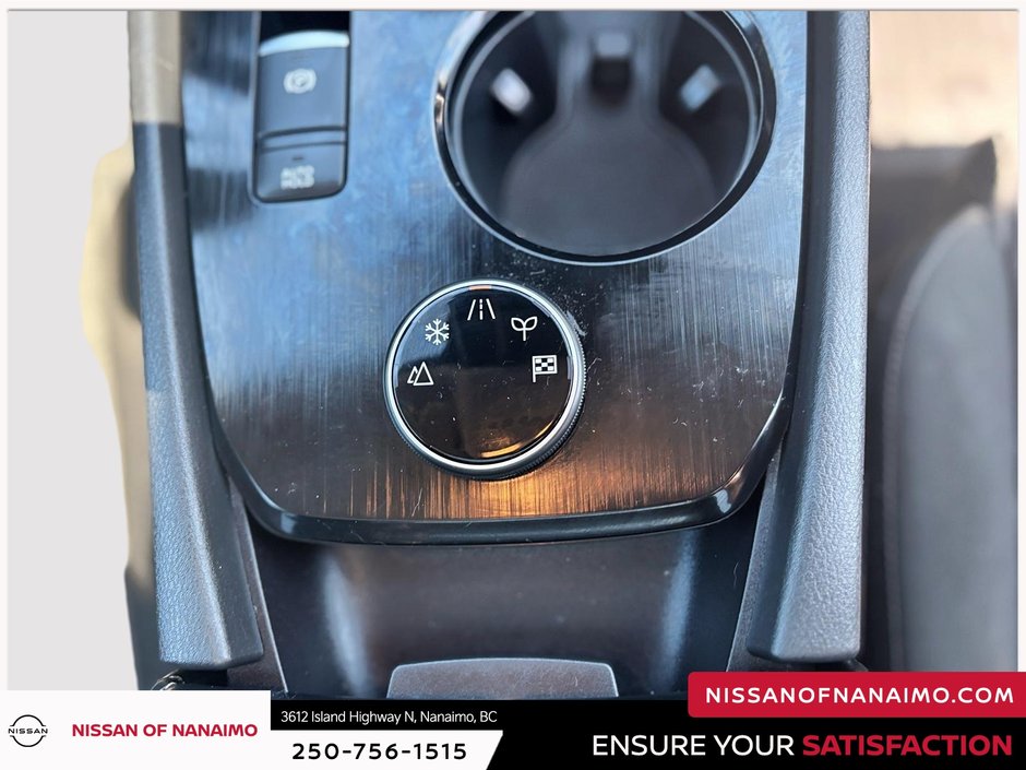2023 Nissan Rogue SV-36