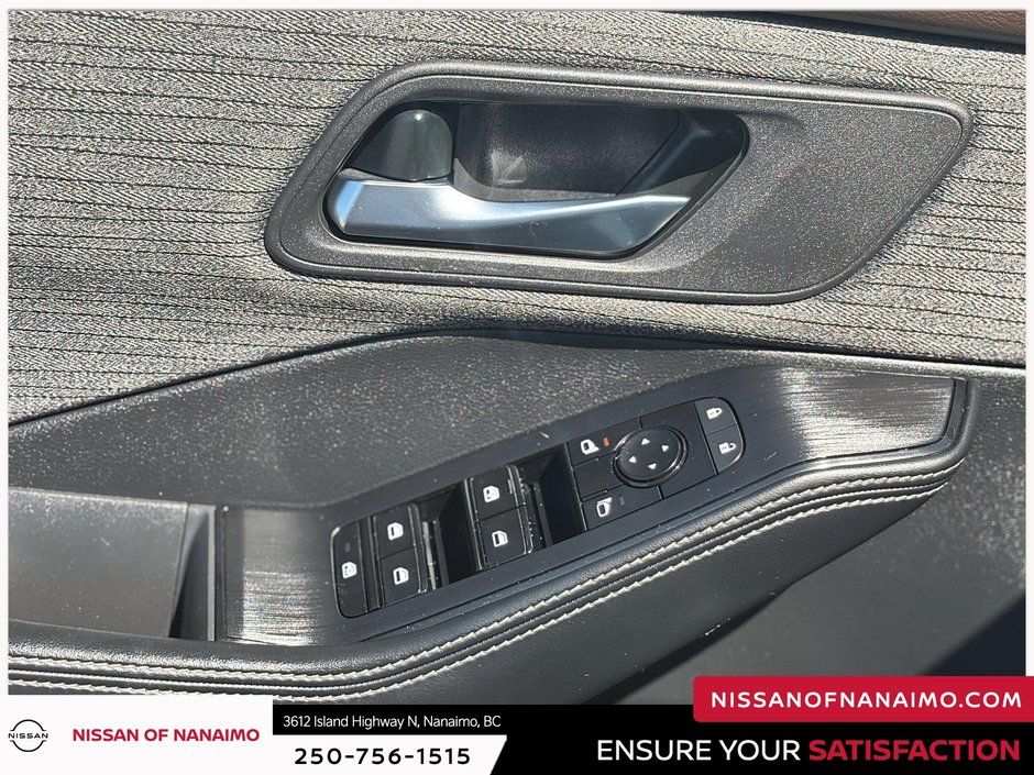 2023 Nissan Rogue SV-43
