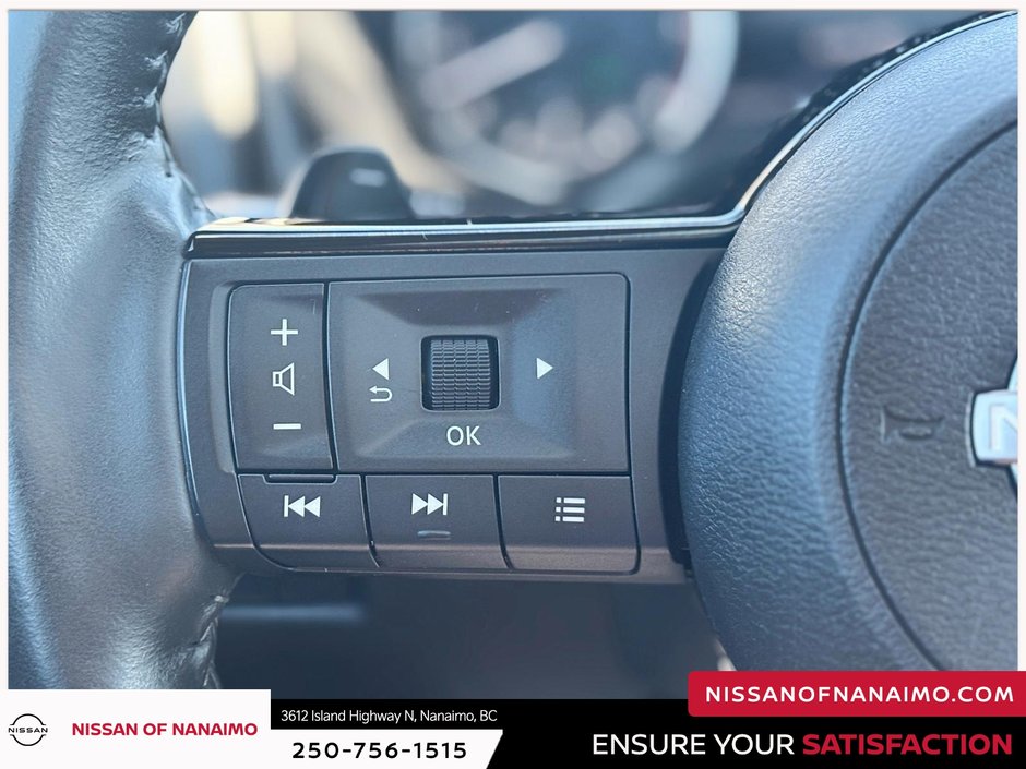 2023 Nissan Rogue SV-44