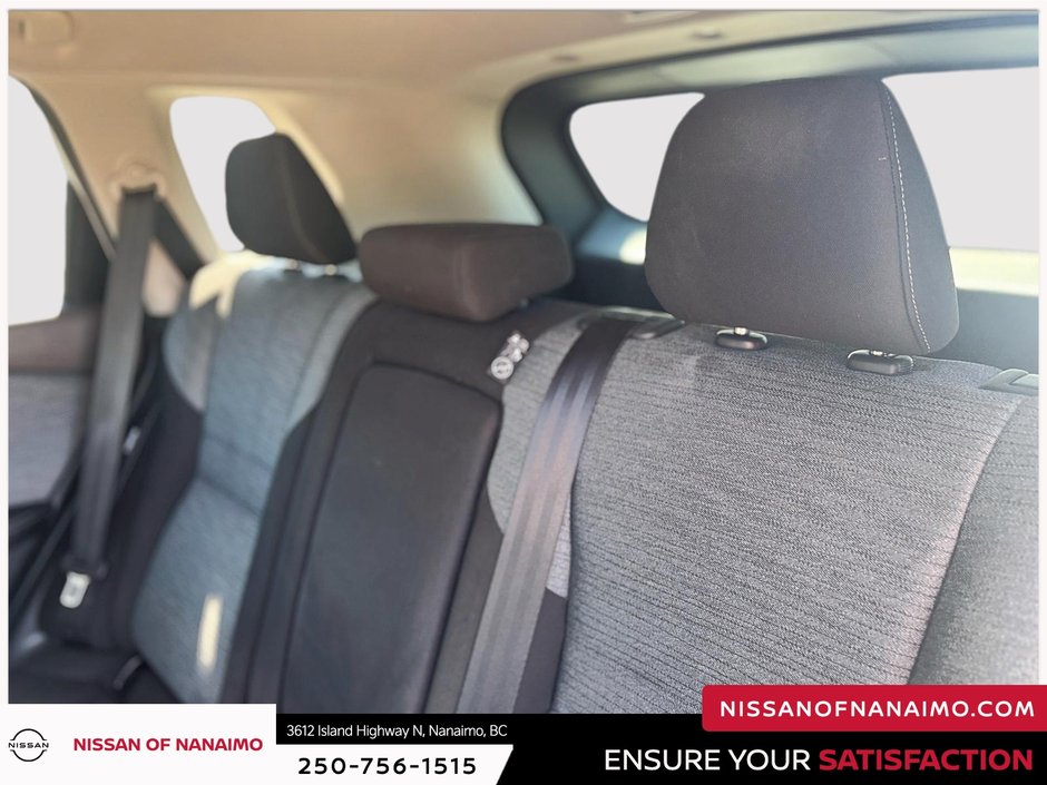 2023 Nissan Rogue SV-10