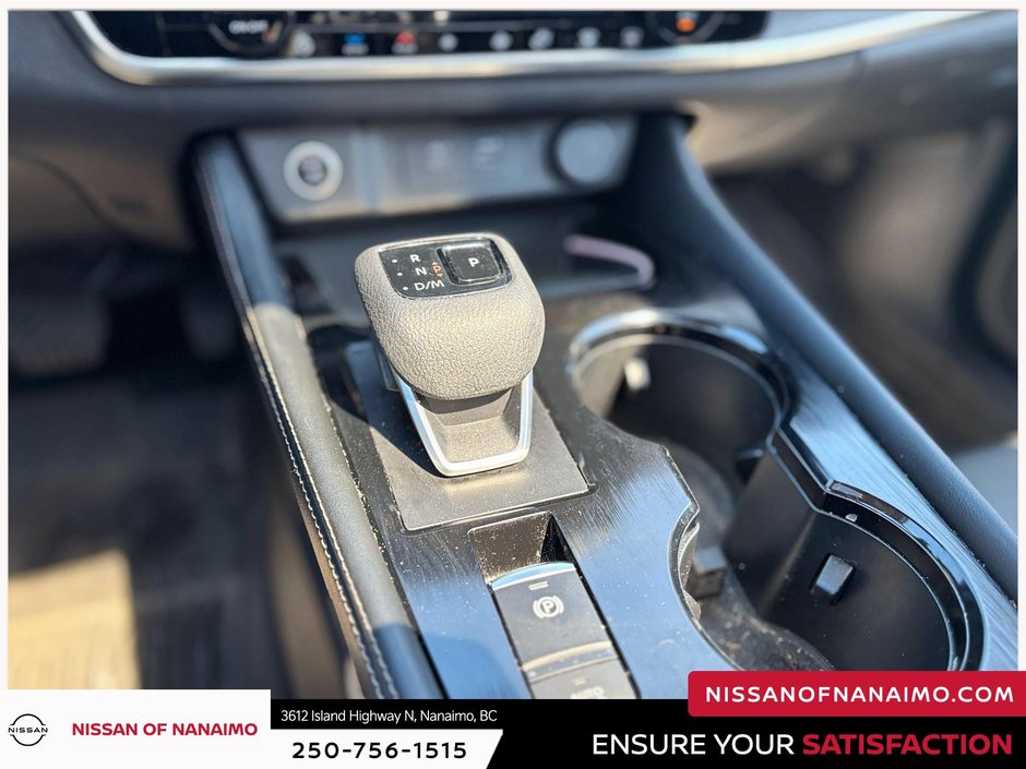 2023 Nissan Rogue Platinum-20