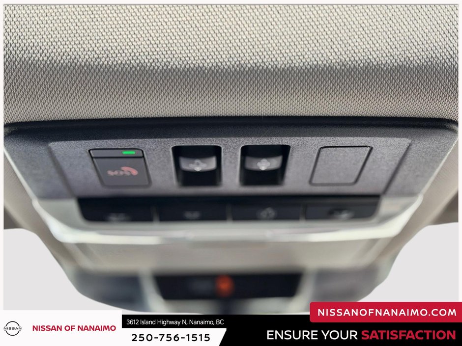 2023 Nissan Rogue Platinum-26
