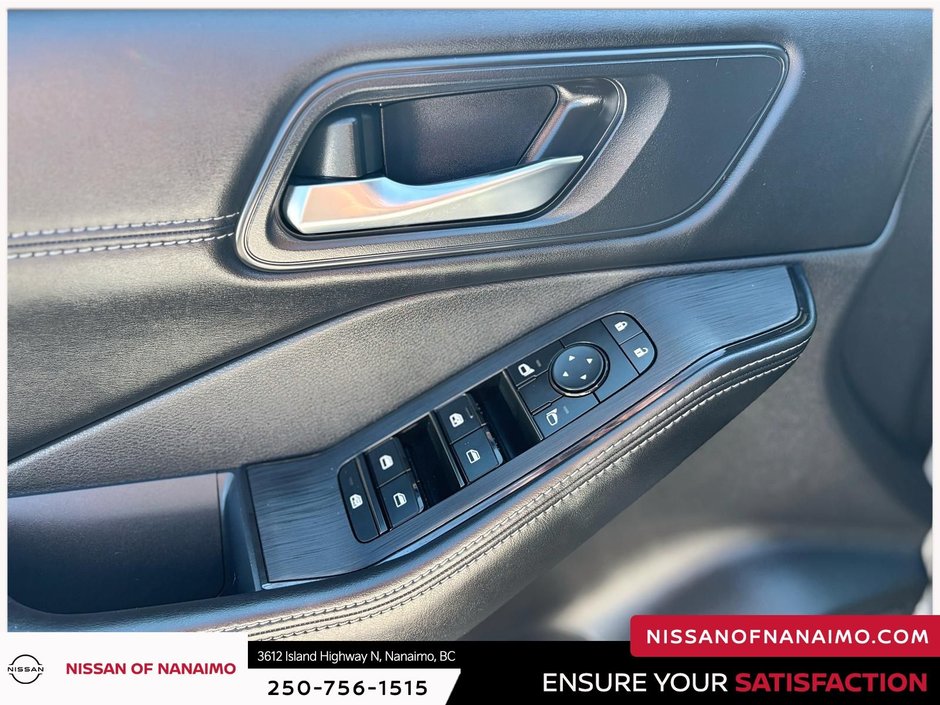 2023 Nissan Rogue SV-38