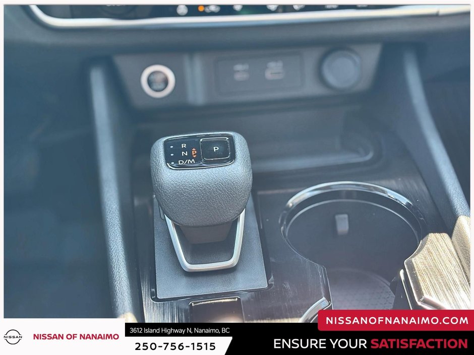 2023 Nissan Rogue SV-28