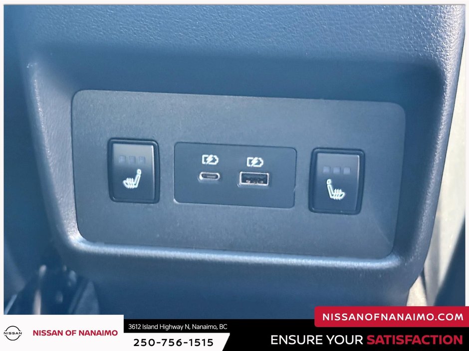2023 Nissan Rogue SV-21