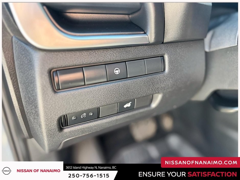 2023 Nissan Rogue SV-39