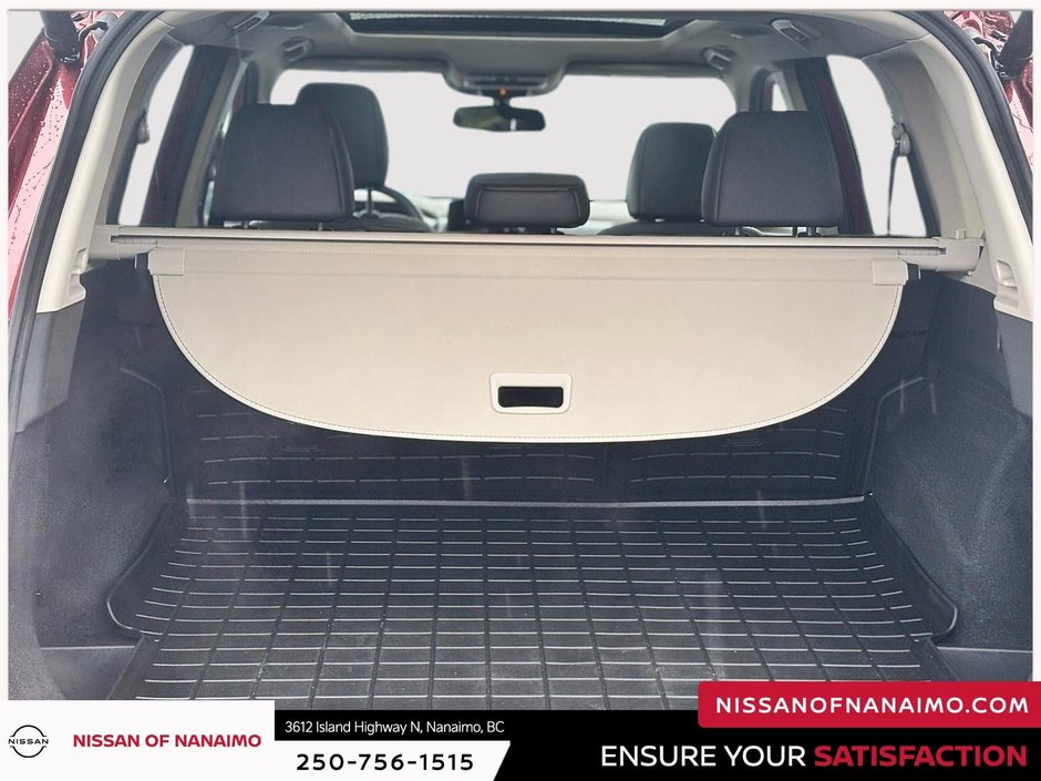 2023 Nissan Rogue Platinum-11