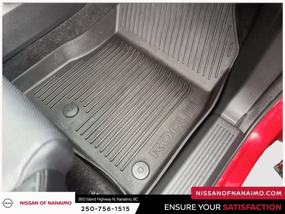 2023 Nissan Rogue Platinum-6