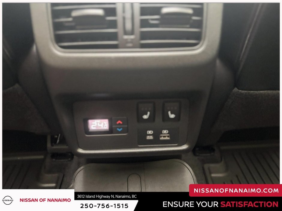 2023 Nissan Rogue Platinum-16