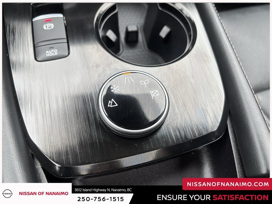 2023 Nissan Rogue Platinum-20