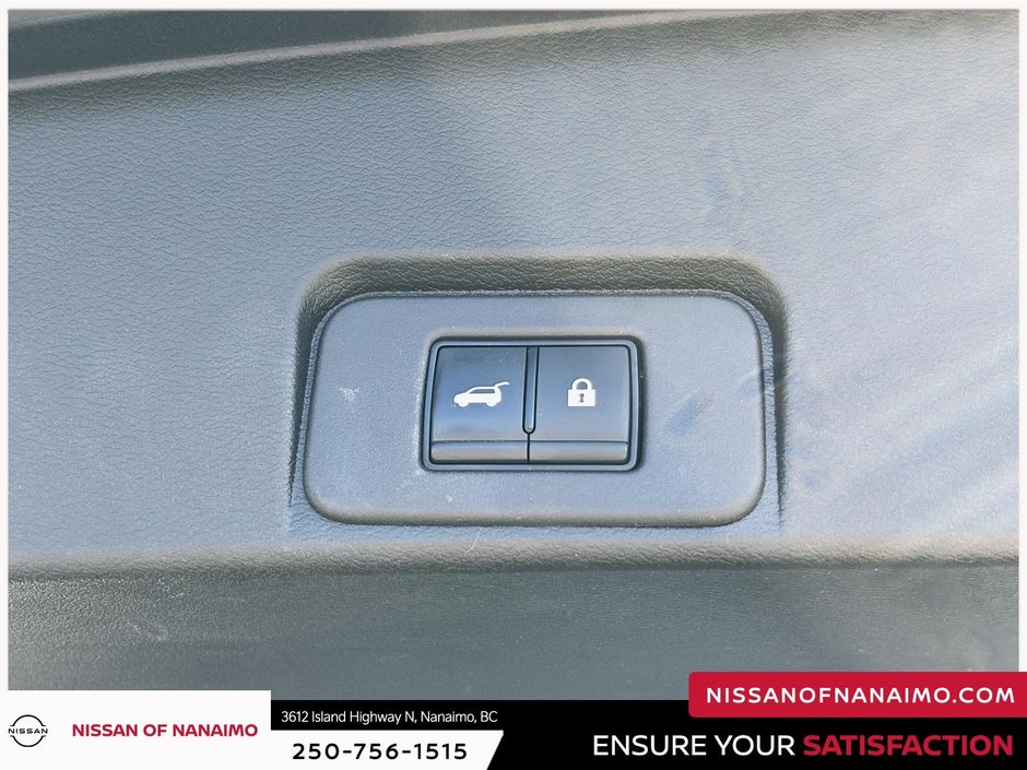 2023 Nissan Rogue SL-17