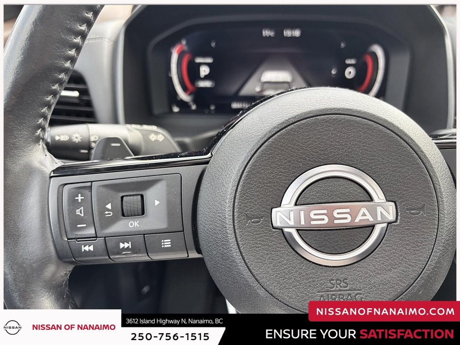 2023 Nissan Rogue Platinum-14
