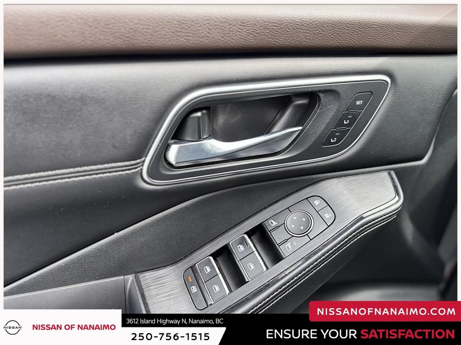 2023 Nissan Rogue Platinum-11