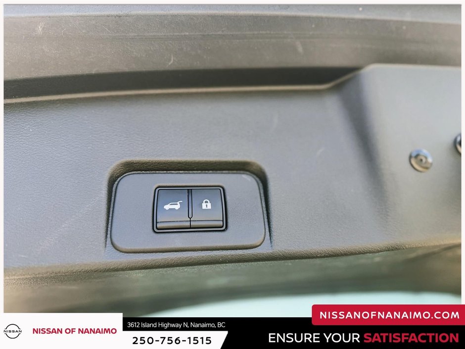 2023 Nissan Rogue SL-26
