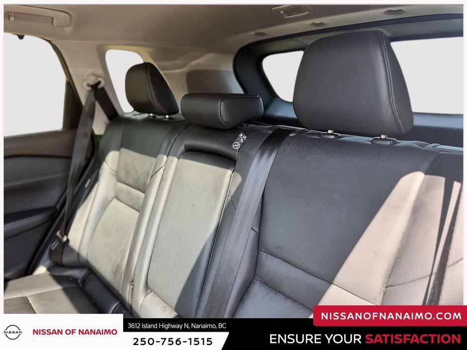 2023 Nissan Rogue SL-27
