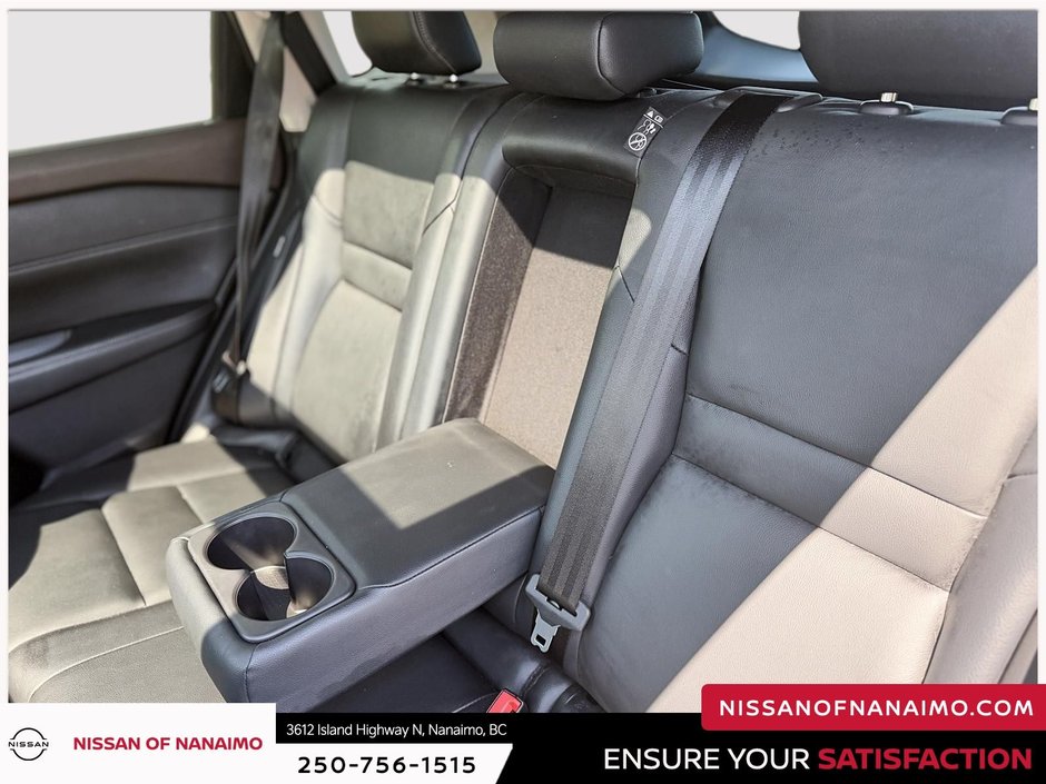 2023 Nissan Rogue SL-28