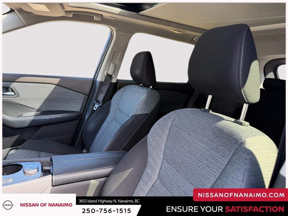 2023 Nissan Rogue SV-19