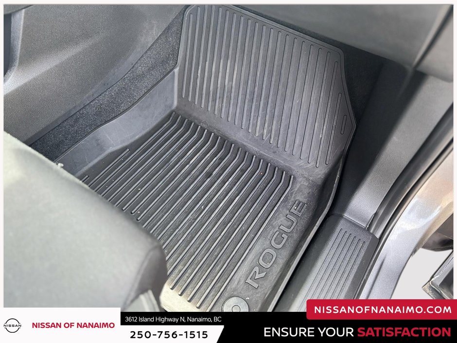 2024 Nissan Rogue S-22