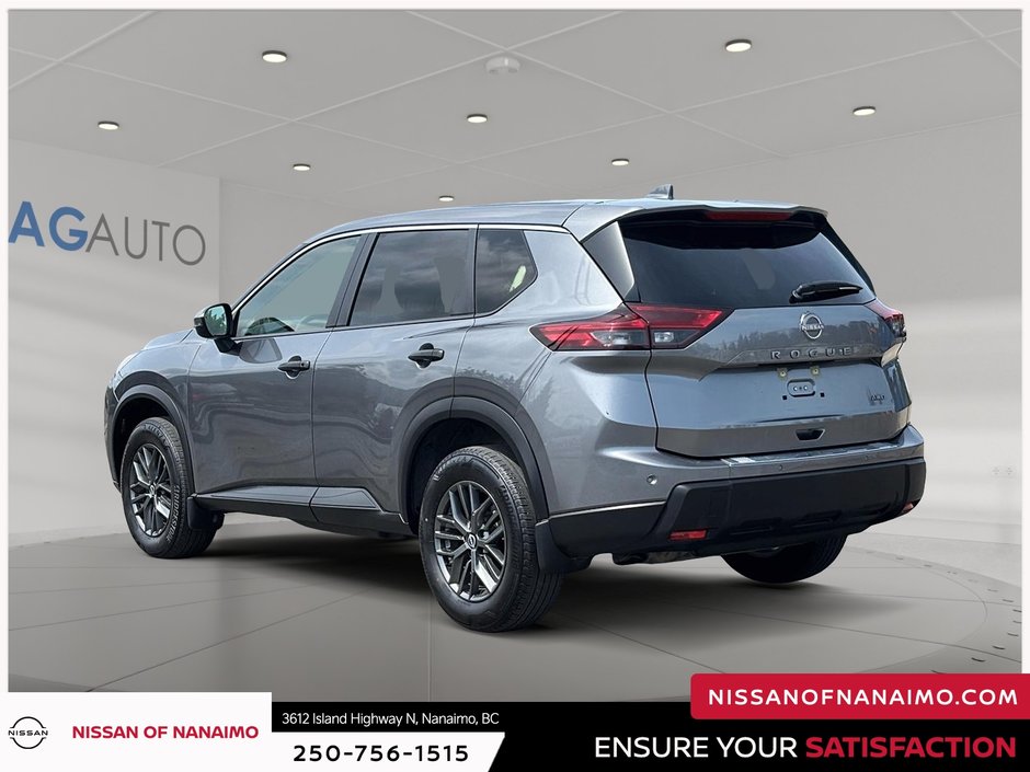 2024 Nissan Rogue S-8