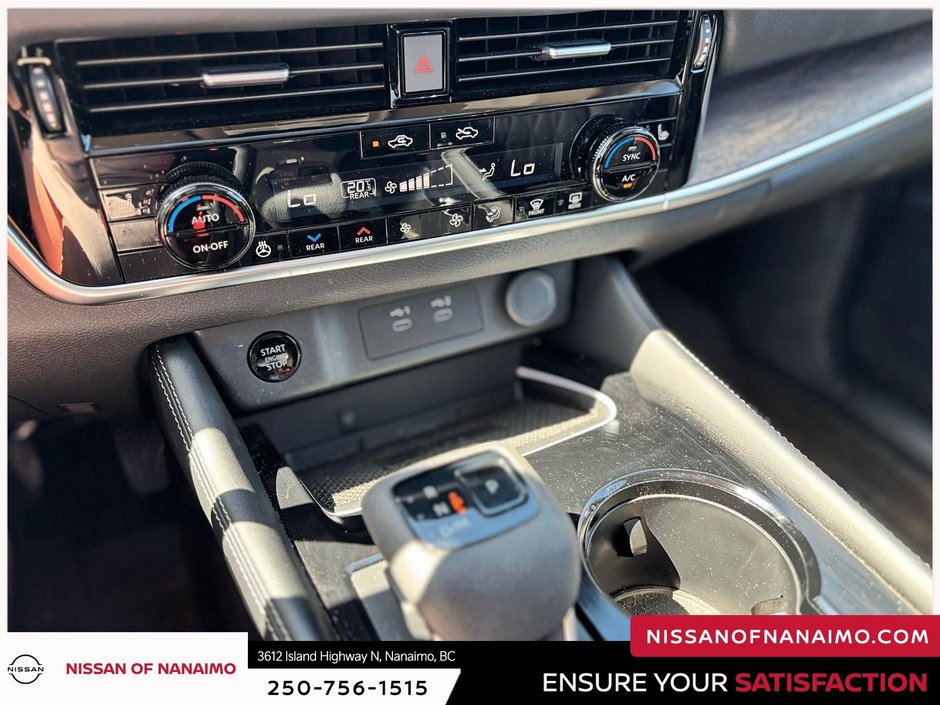 2024 Nissan Rogue Platinum-12