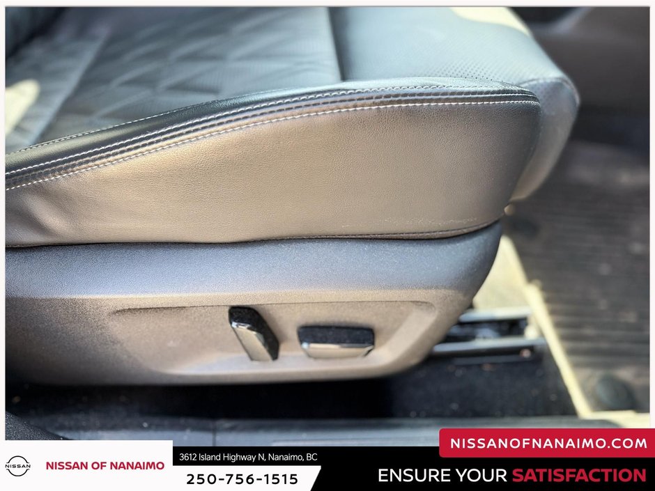2024 Nissan Rogue Platinum-21