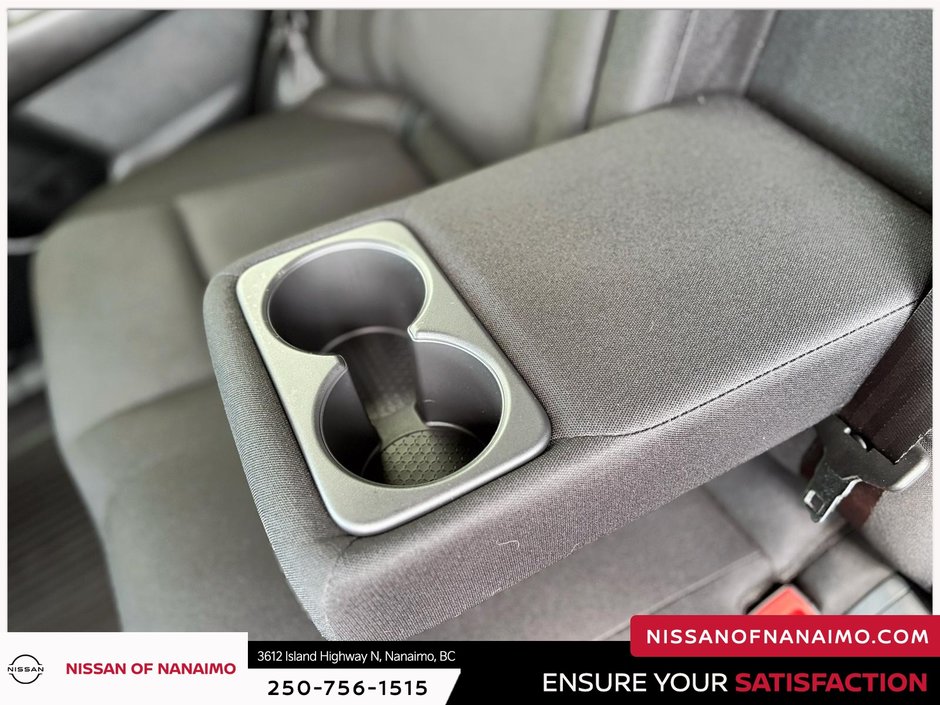 2024 Nissan Rogue S-10