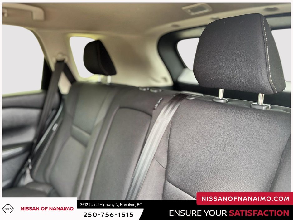 2024 Nissan Rogue S-9