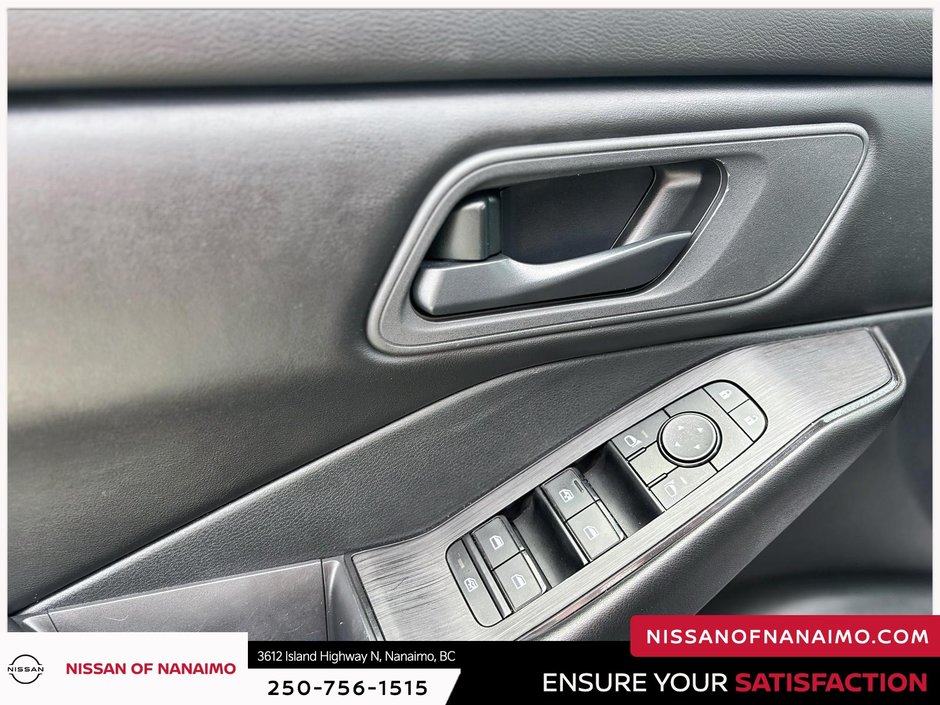 2024 Nissan Rogue S-24