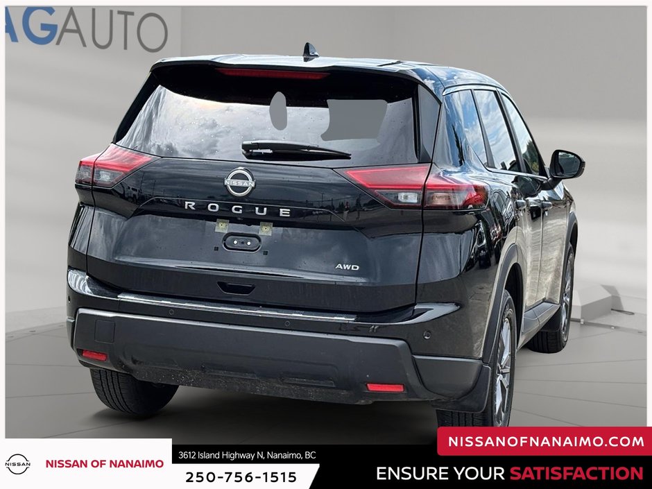 2024 Nissan Rogue S-4