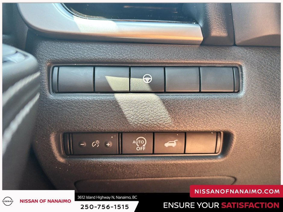 2024 Nissan Rogue SL-44