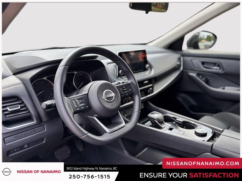 2024 Nissan Rogue S-26