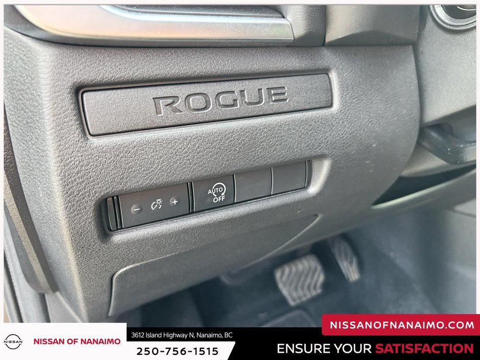 2024 Nissan Rogue S-27
