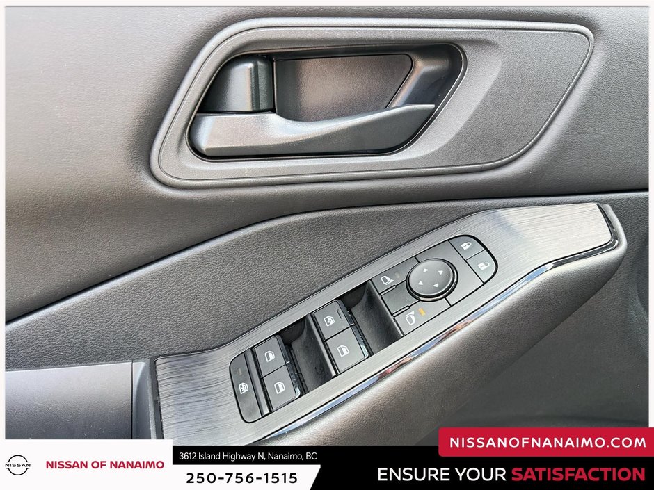 2024 Nissan Rogue S-29