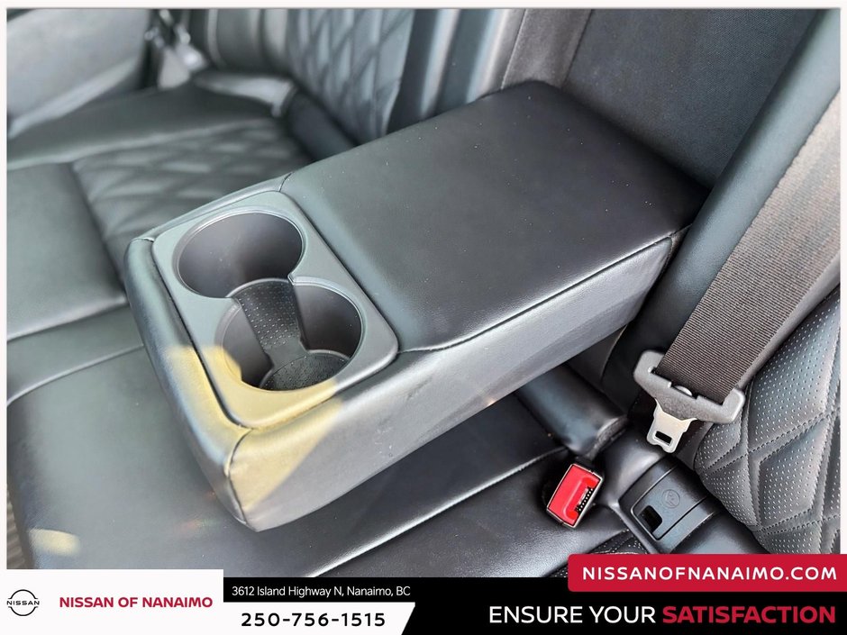 2024 Nissan Rogue Platinum-13