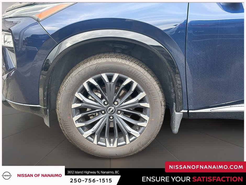 2024 Nissan Rogue Platinum-42