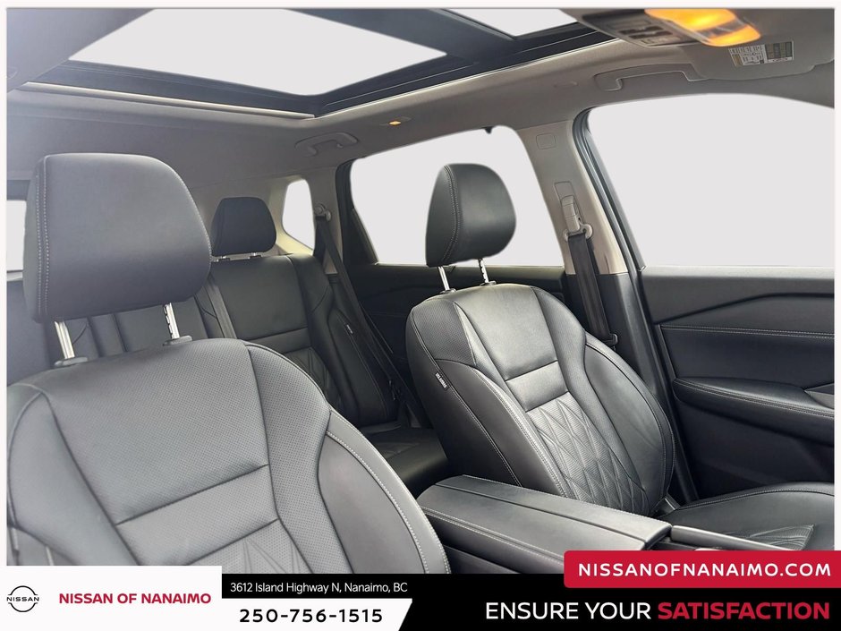 2024 Nissan Rogue Platinum-24