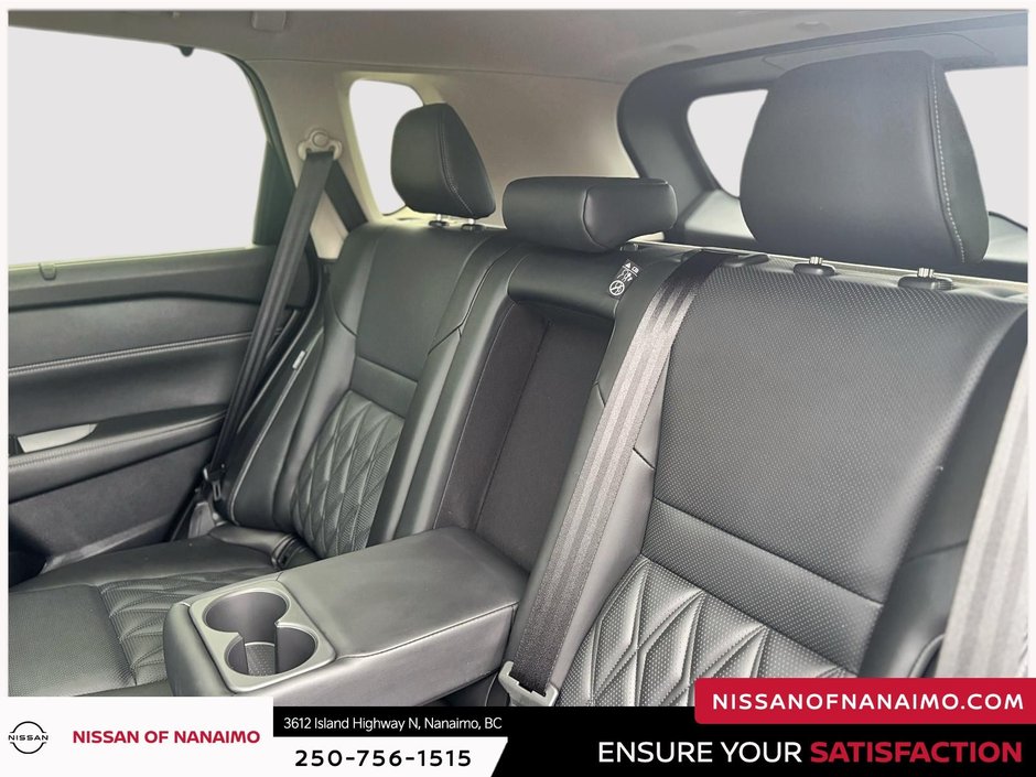 2024 Nissan Rogue Platinum-13