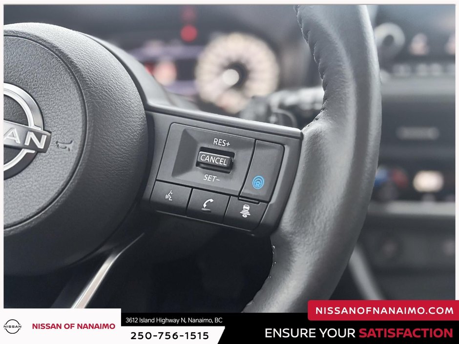 2024 Nissan Rogue SV-16