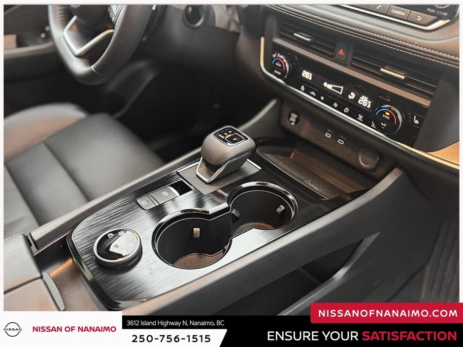 2024 Nissan Rogue SV-27