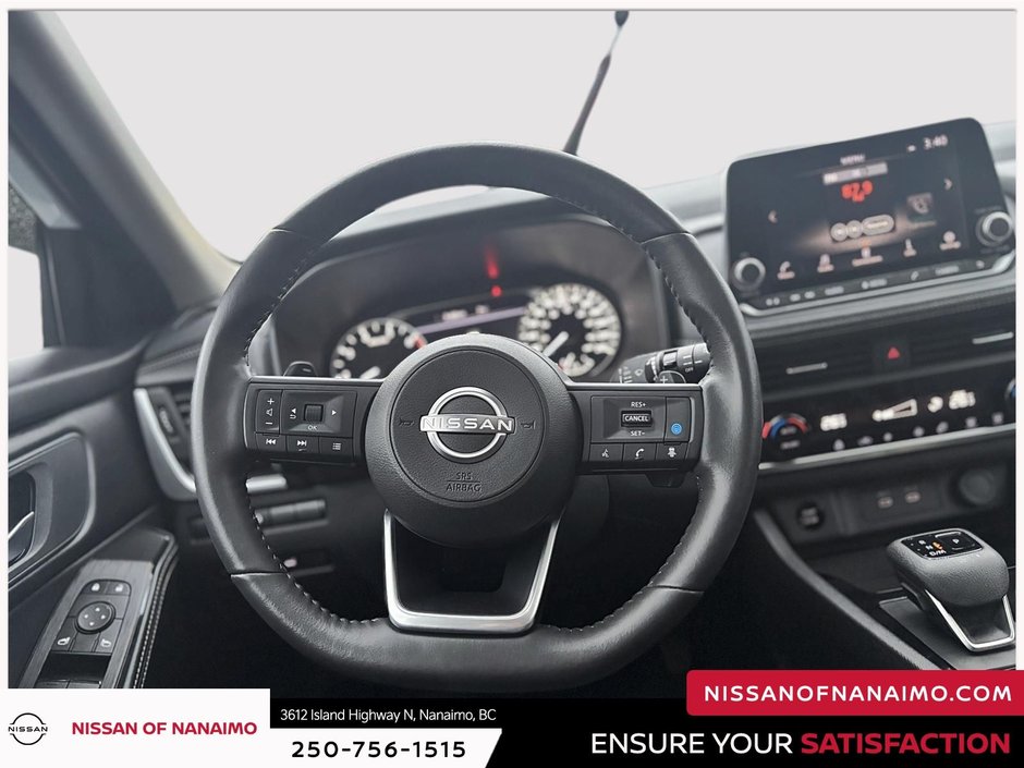 2024 Nissan Rogue SV-15