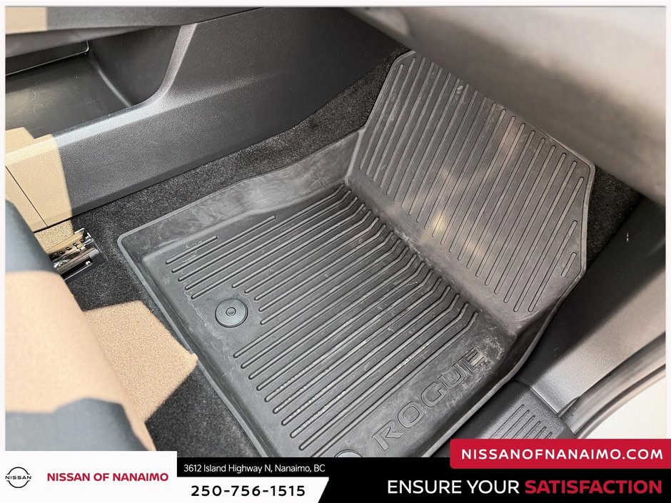 2024 Nissan Rogue S-23